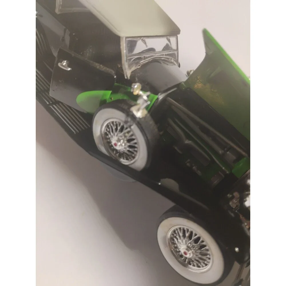 Signature Models National Motor Museum 1934 Duesenberg 1/32 Diecast Green/ Blk